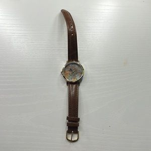 World map unisex watch with an airplane as the hands! Perfect for a traveler!